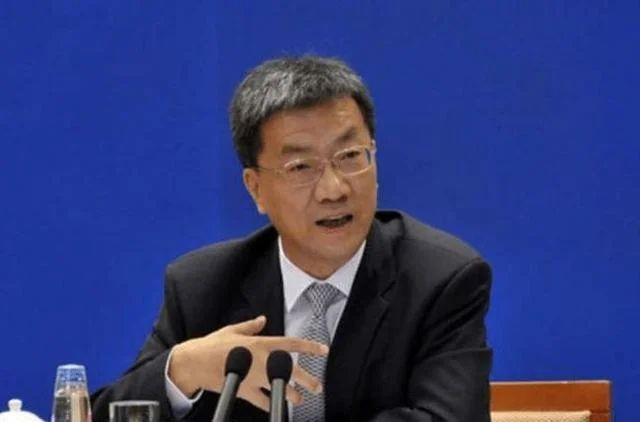 教育部一把手换人老师们有哪些心声网友的话令人深思