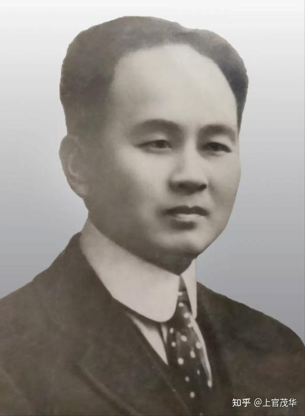 1913年归国后,湖南省督军兼省长谭延闿请他任教育司长,被他断然谢绝.