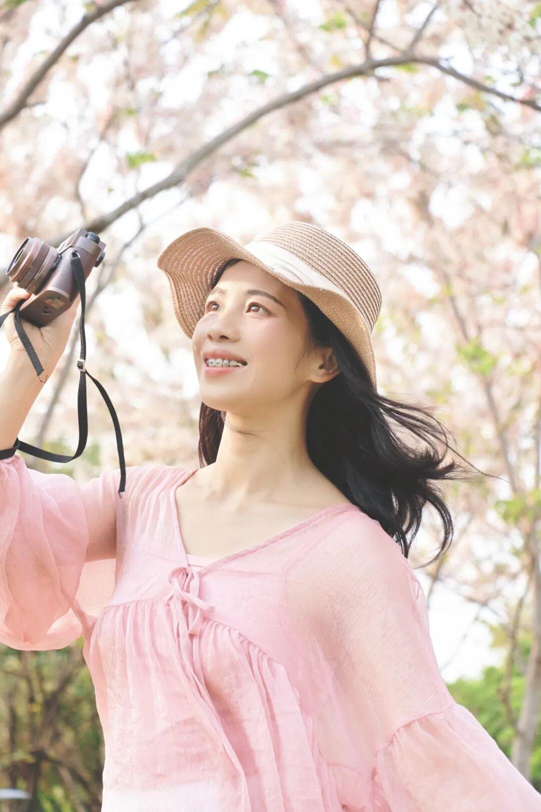 四月,暮春初夏,请大大方方把自己拍进风景里