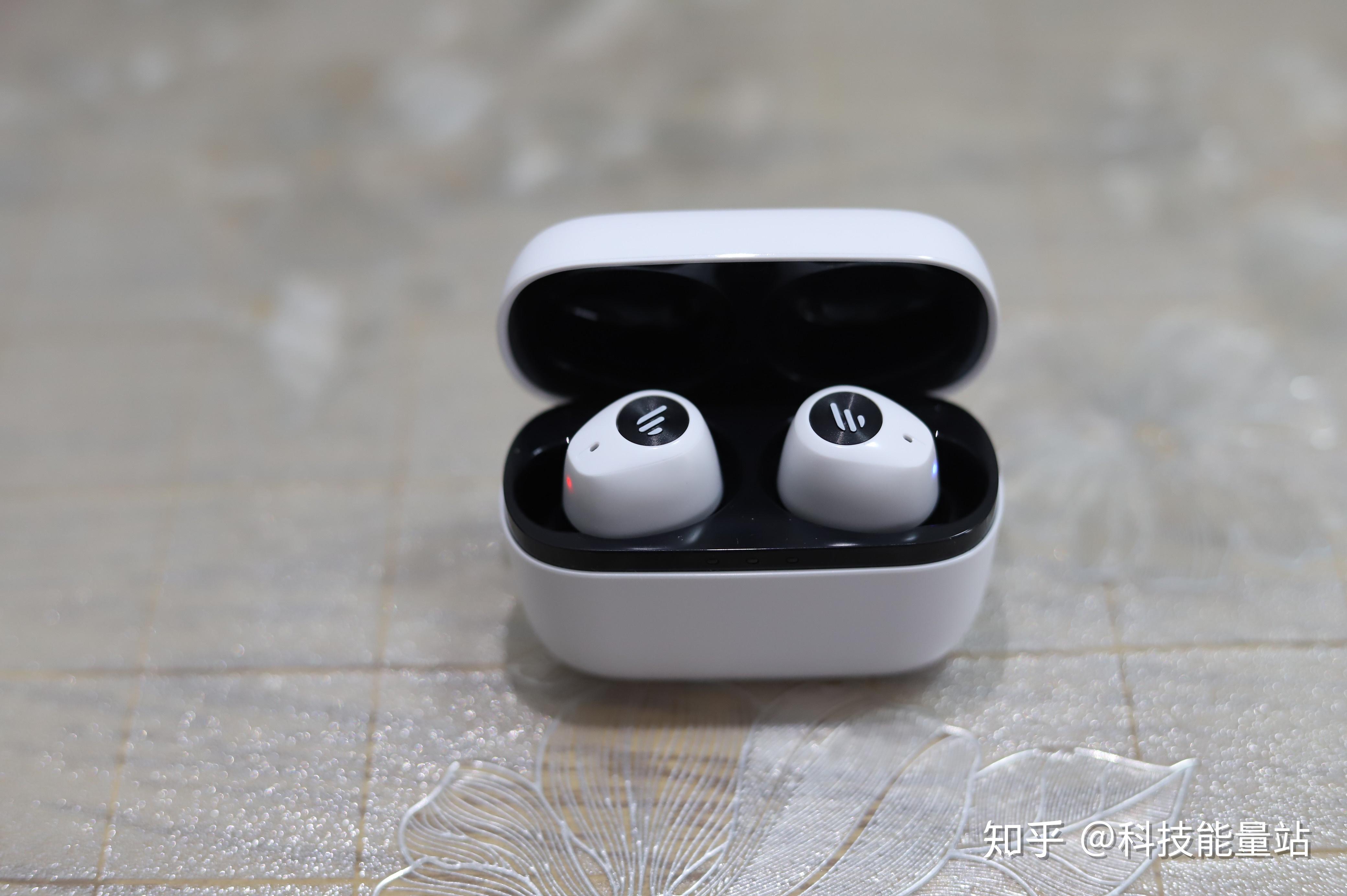 漫步者w2真无线蓝牙耳机开箱评测这颜值超过隔壁大厂