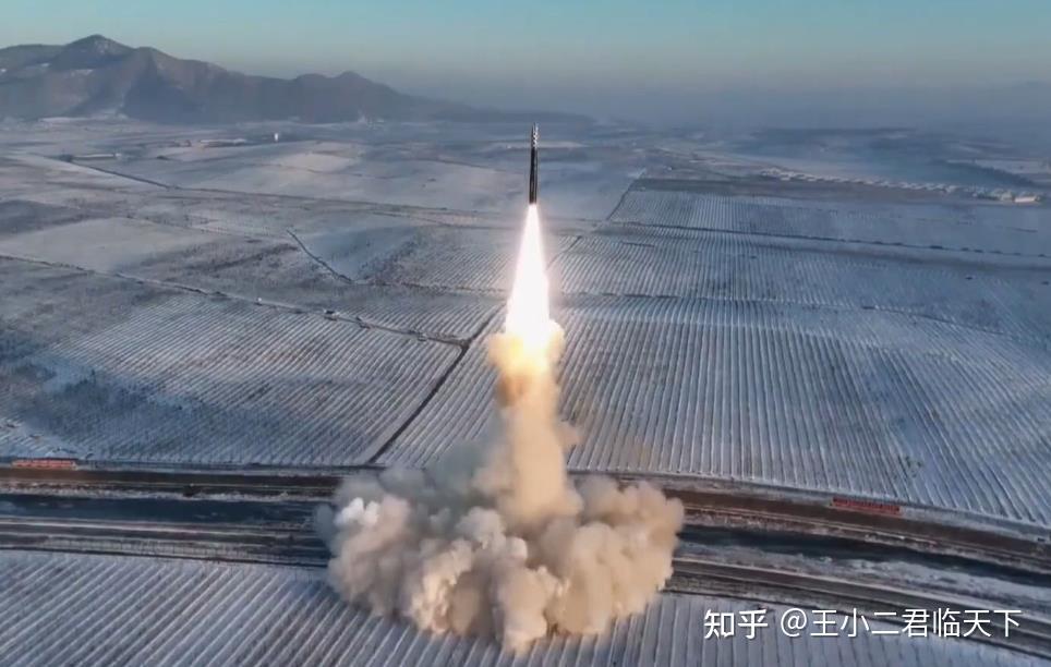 美韩90架军机军演正酣,朝鲜突然发射十几枚导弹:敢乱来直接摧毁