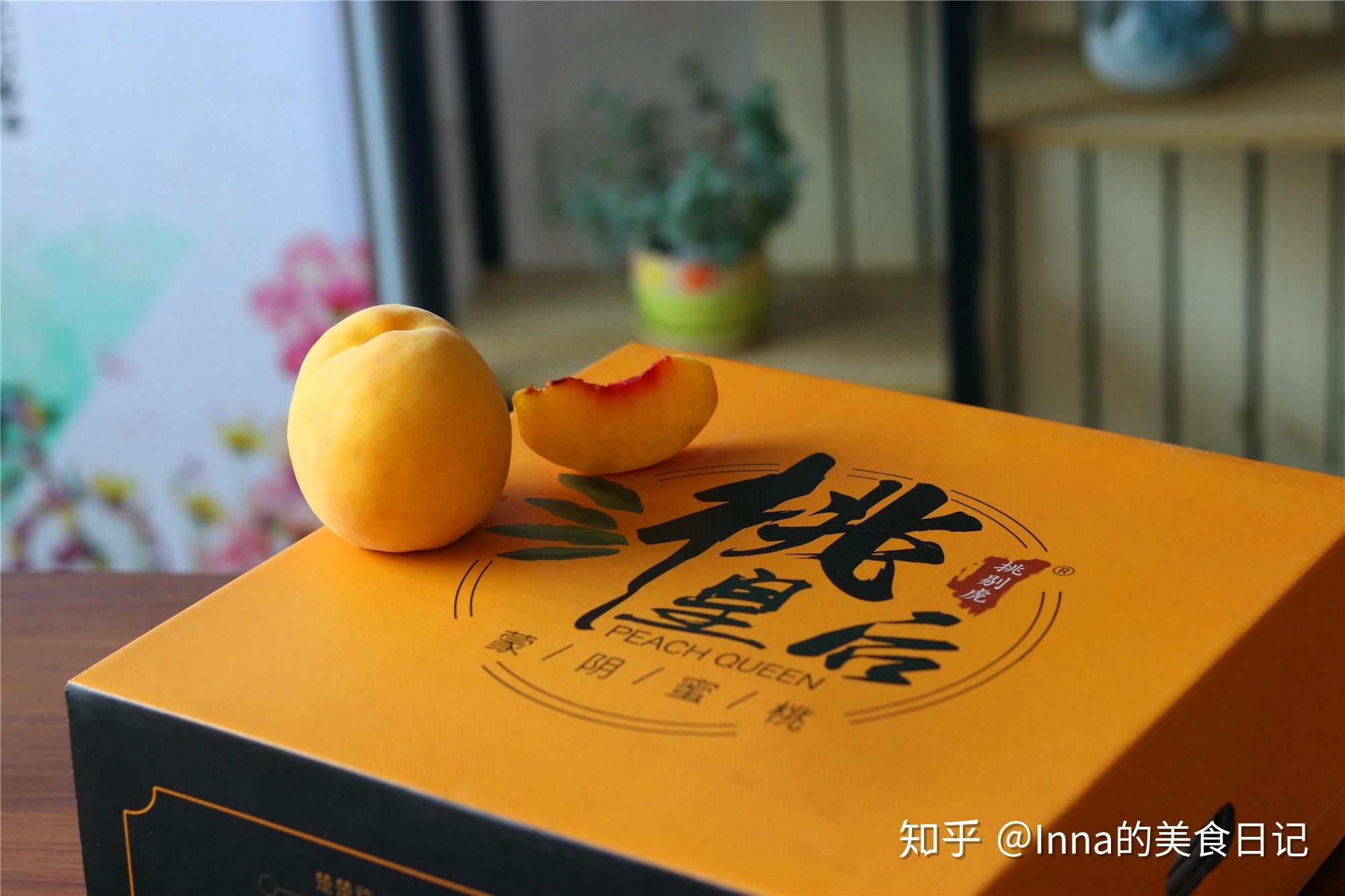 怎么给别人送礼盒 v2-5dbb264d38c1e8e7de32044ea54ed4cf_r.jpg