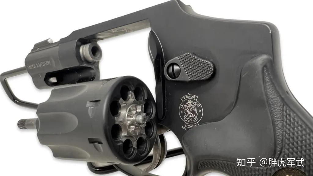 22 lr容量:6action: revolver, double-action动作:左轮手枪,双动枪管