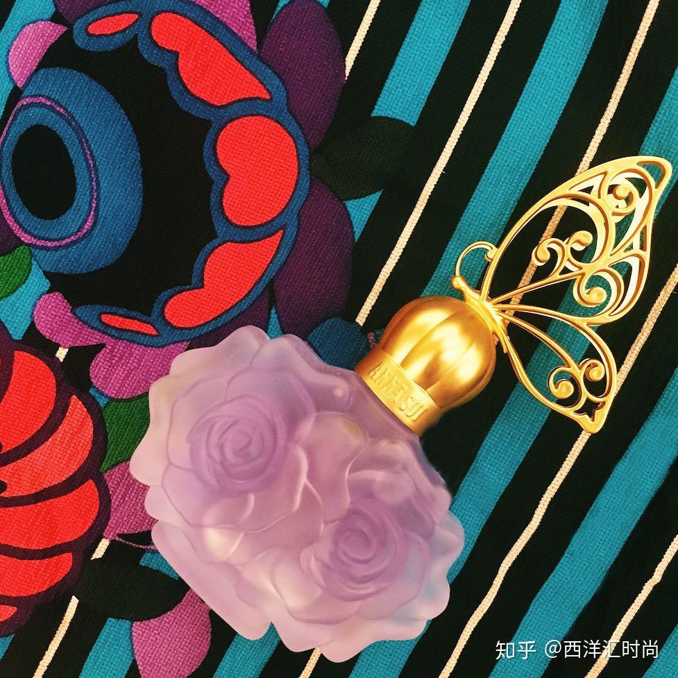 比好评如潮的ANNA SUI安娜苏香水更吸引人的，居然是佟丽娅、戚薇都上身的这款合作系列！ - 知乎