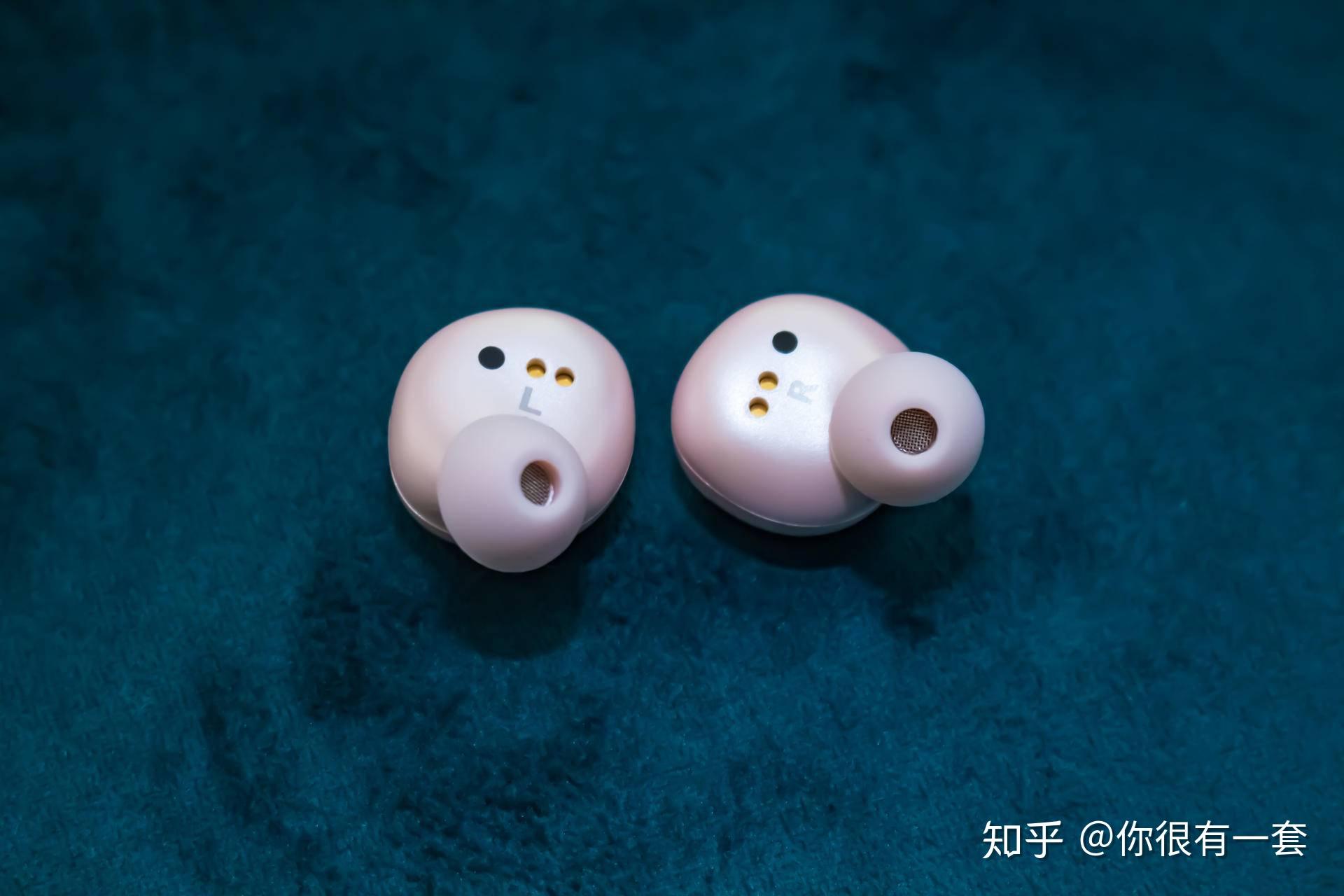 今年入手最惊艳的猛男色真无线蓝牙耳机燕飞利仕infinityi600tws