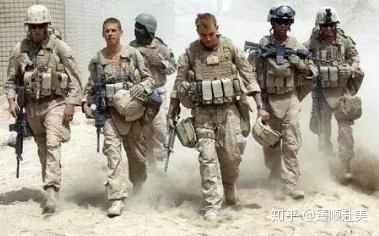 劳务公司中介说办理美国旅游签证,落地之后转