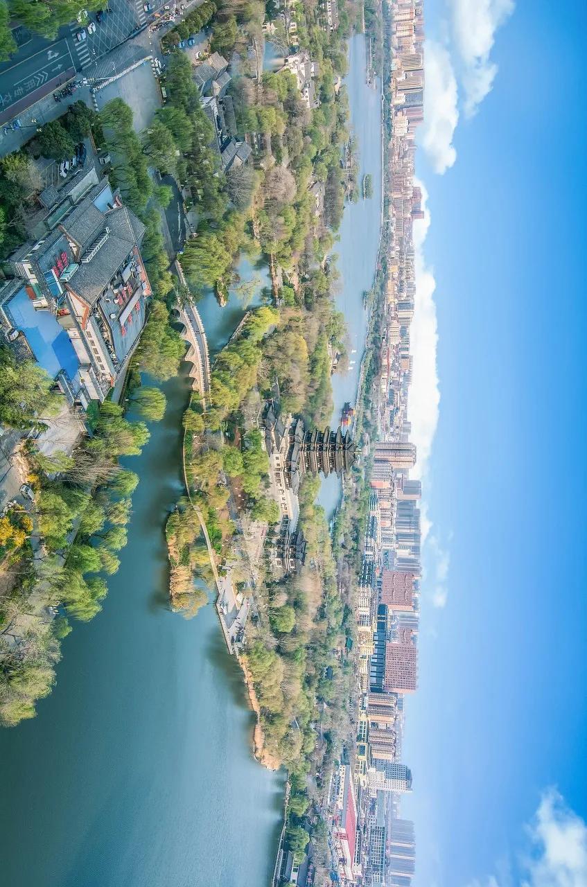 大家就會想到蘇滬杭,雲貴川;提到去北方旅遊,大家就會想到陝甘寧,以及