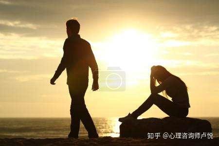 梦回未来，解析我梦到若干年后老公有外遇的深层含义与心理启示