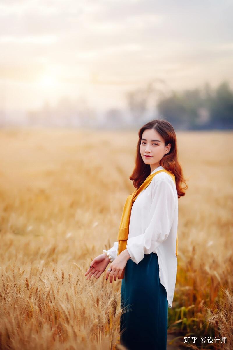 单人拍照12个姿势适合一个人摆拍简约不做作拍出各种美照