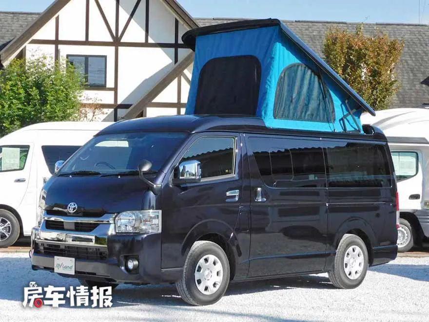 但是最近海外厂家又推出了一款带有升顶设计的丰田海狮房车,据说二款