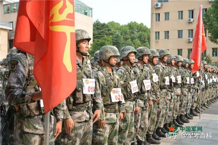 學院由原南昌陸軍學院,石家莊機械化步兵學院合併組建而成,院本部座落