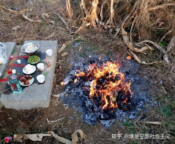 清明节烧纸祭祀该取消么？ - 知乎