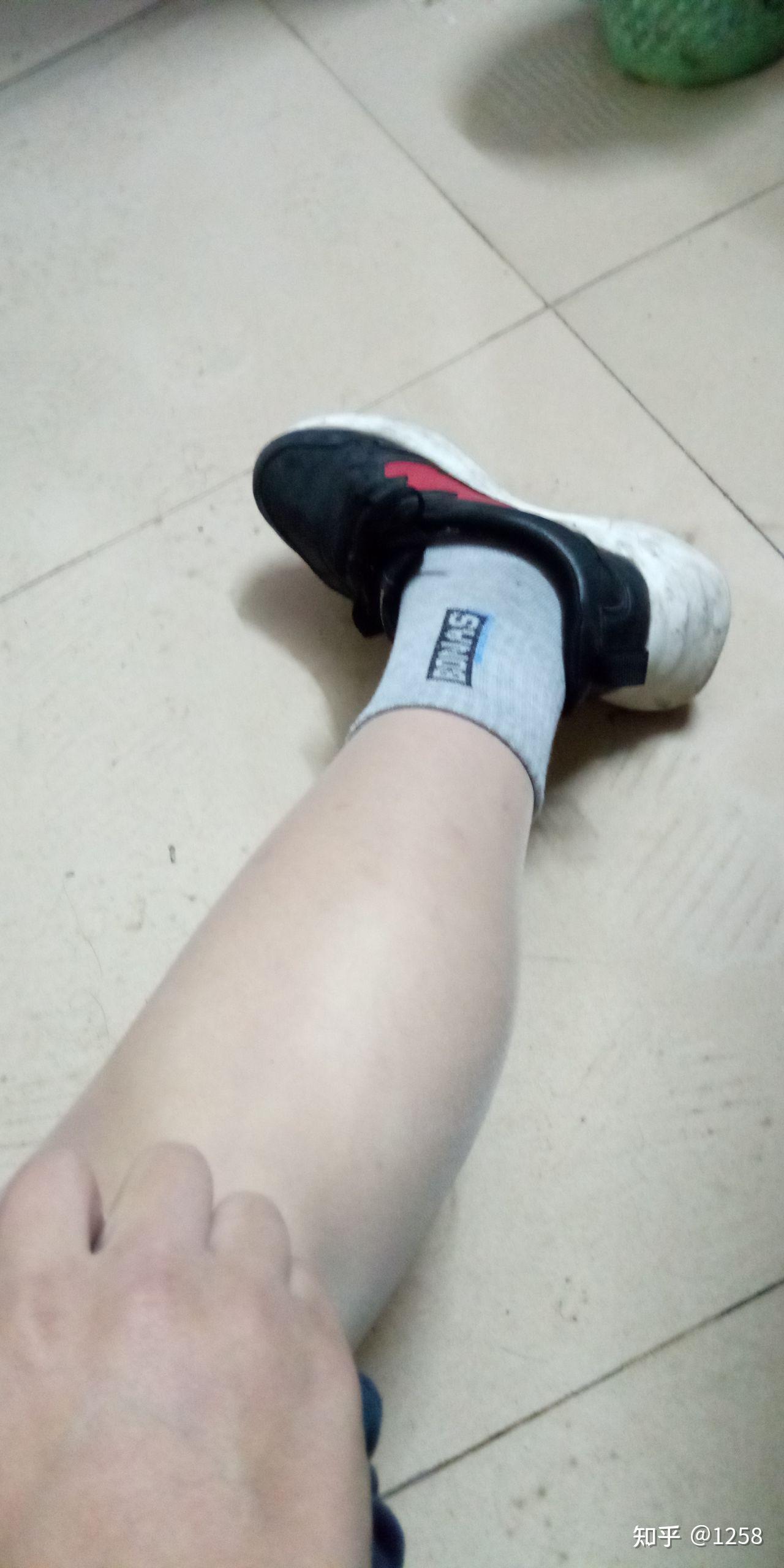 各位男生都是在哪买的裤袜?(网购店铺)?