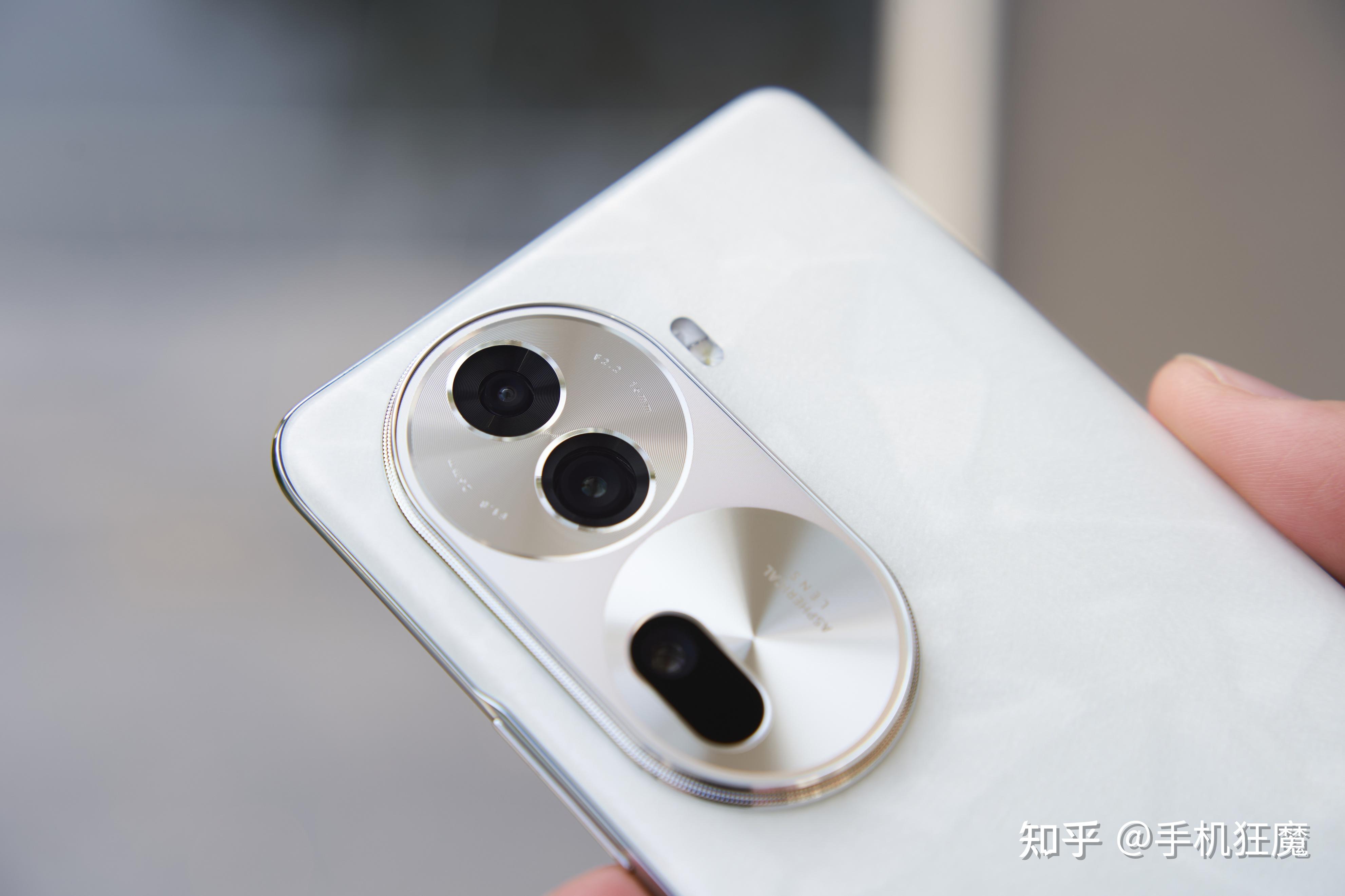 爆款再现!reno11系列收获满满好评,同价位独一份人像镜头