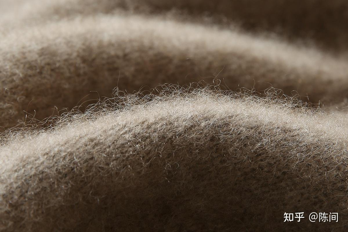 我买的羊绒衫会起球是不是假的