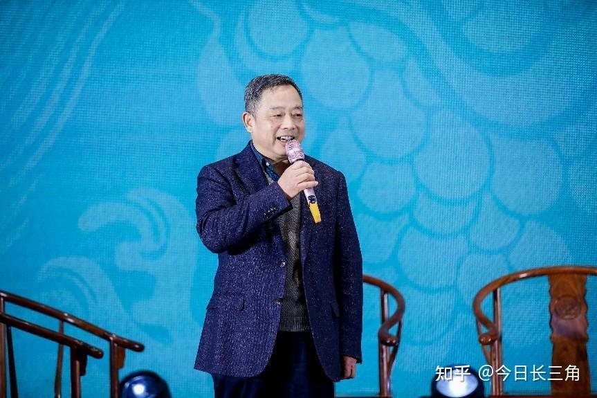 杭州市原副市长 杭州市茶文化研究会会长:何关新 摄影:钱敏庆典活动上