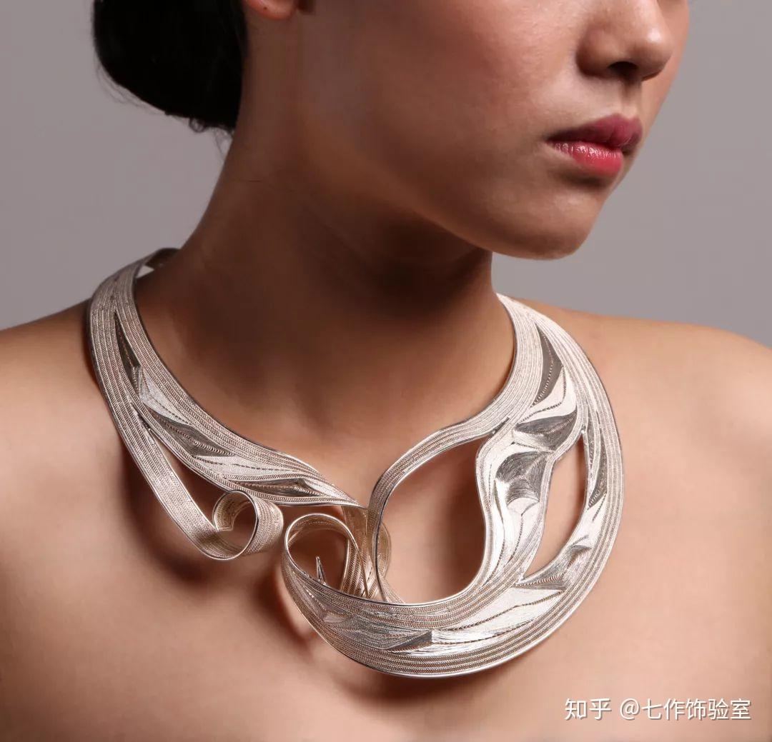 当代首饰艺术家李桑带你遨游花丝的世界