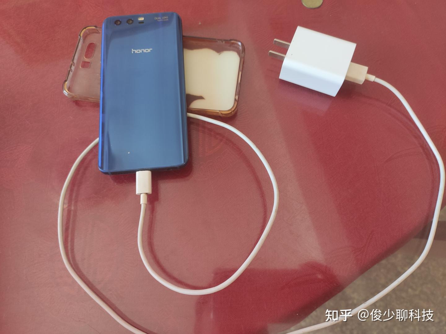 不管什么手机，充电时要牢记这4点，要不然手机会有爆炸风险 - 知乎
