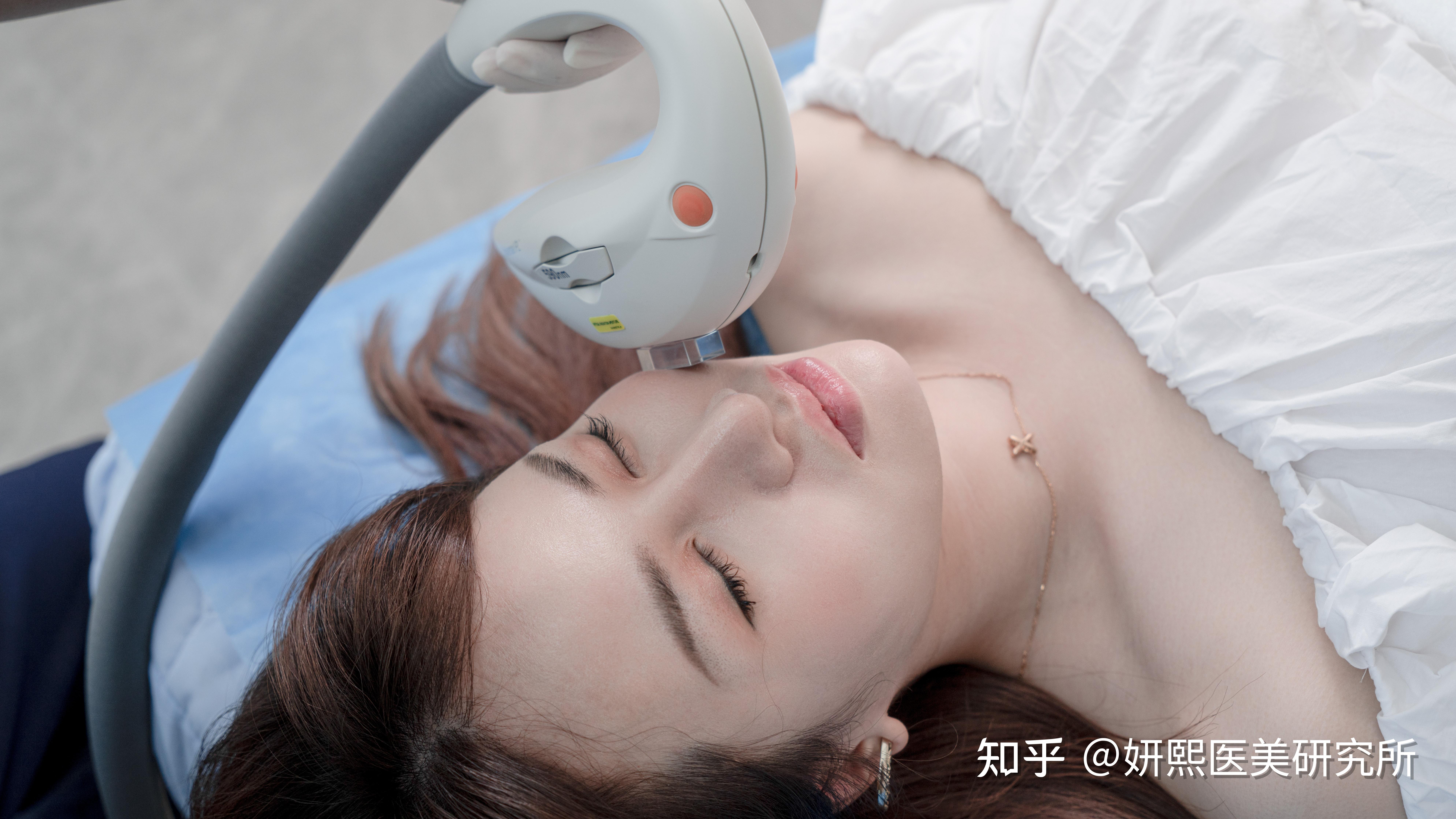 超光子是光子的promax版本吗