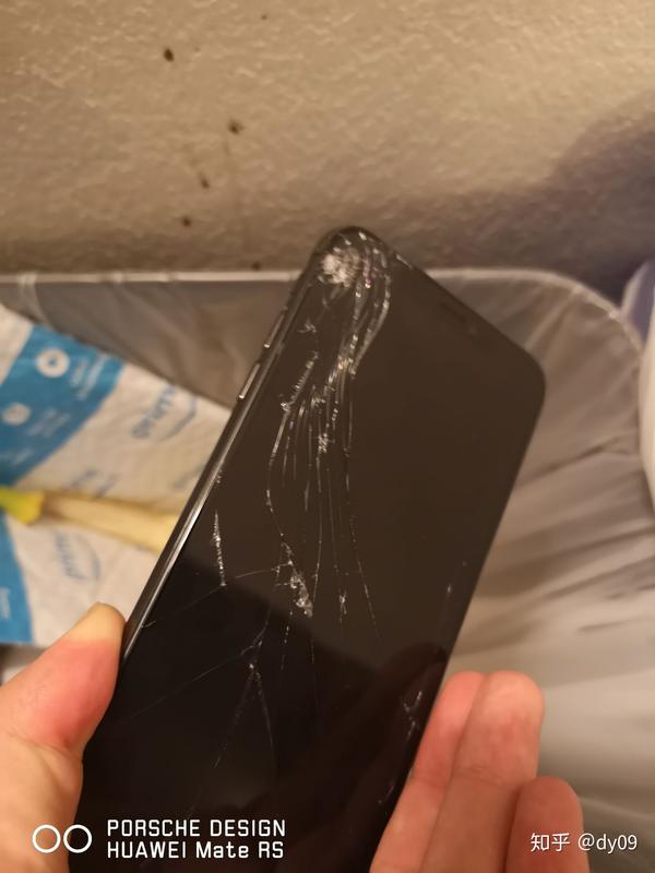 iphone xs 和 iphone xs max 实际上手体验如何?