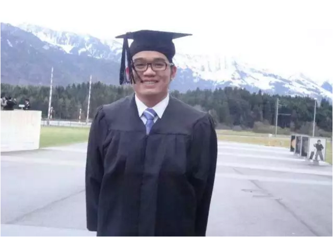 格里昂校友周怀仁将主题酒店玩出智能新花样