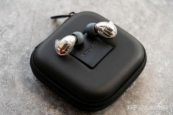 人気No.1 SHURE 初代 SE846 イヤフォン - trymata.com