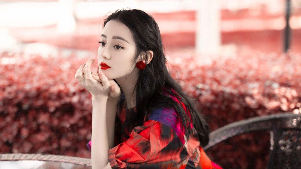 迪丽热巴壁纸:你一定不知道,你的一个微笑可以拯救我的全世界 - 知乎