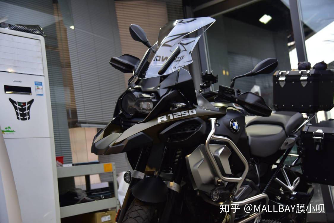 摩托車界的越野王寶馬r1250gs貼隱形車衣花多少錢