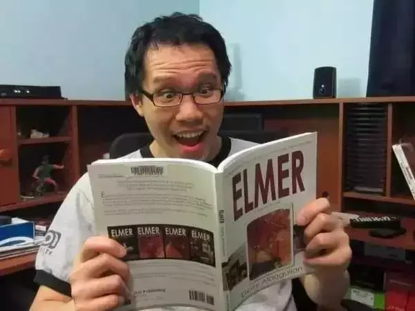 相传在gerry大叔小时候,他的家族曾经受到过女巫的诅咒,整个家族将会