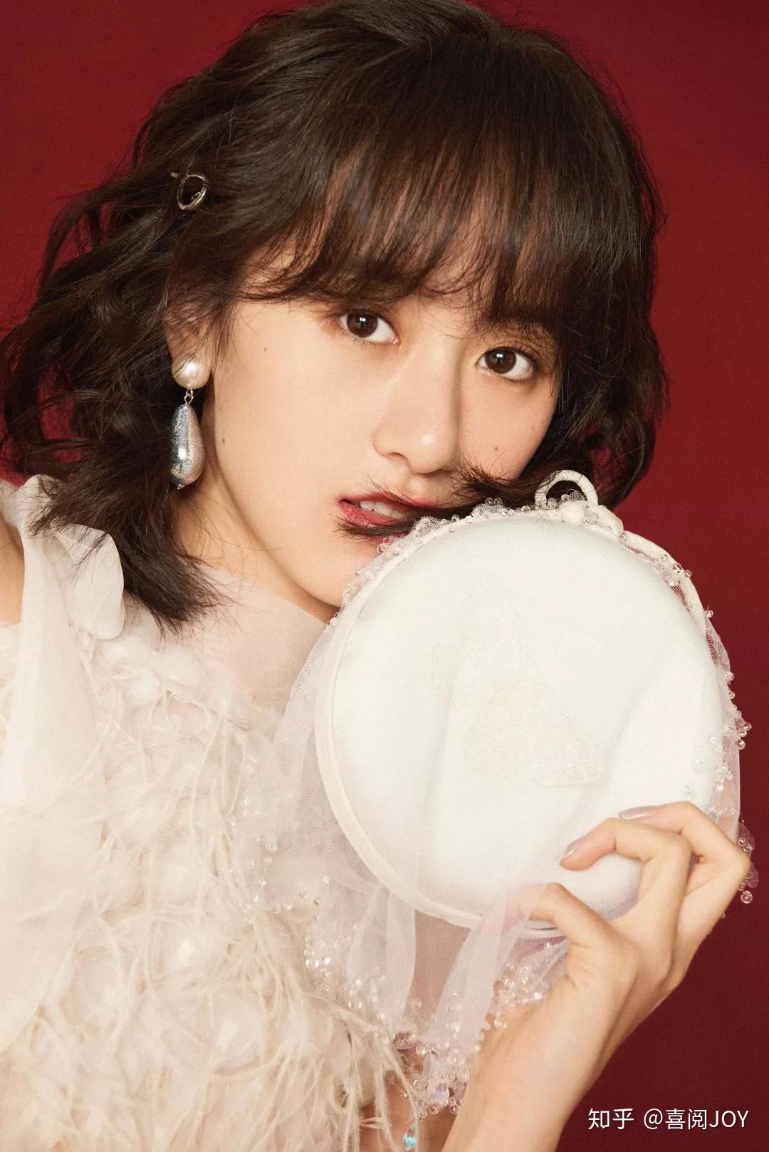 爱豆伴读袁冰妍了不起的盖茨比爱情里有回报是惊喜没回报才是常态