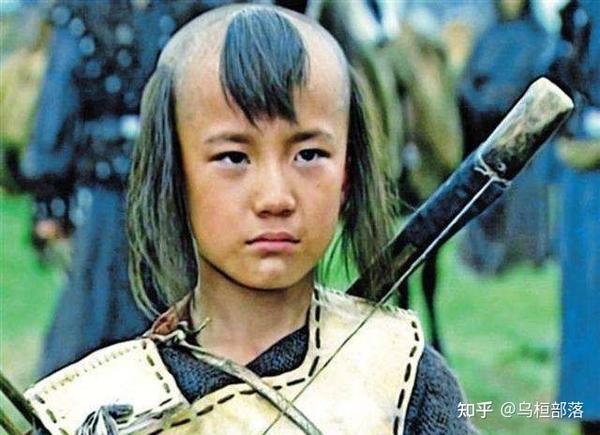 树倒猢狲散,也速该死后蒙古部落四分五裂,铁木真一家人由天堂掉入地狱