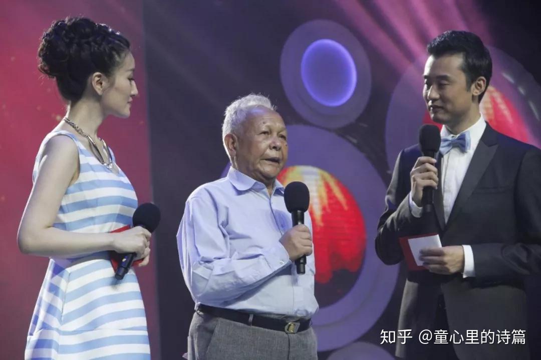 经典回放首届少儿诗会颁奖典礼