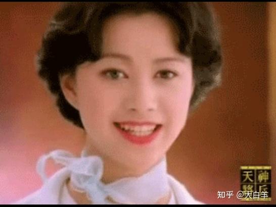 当年那条养生堂朵而胶囊的广告,人美到不可思议.