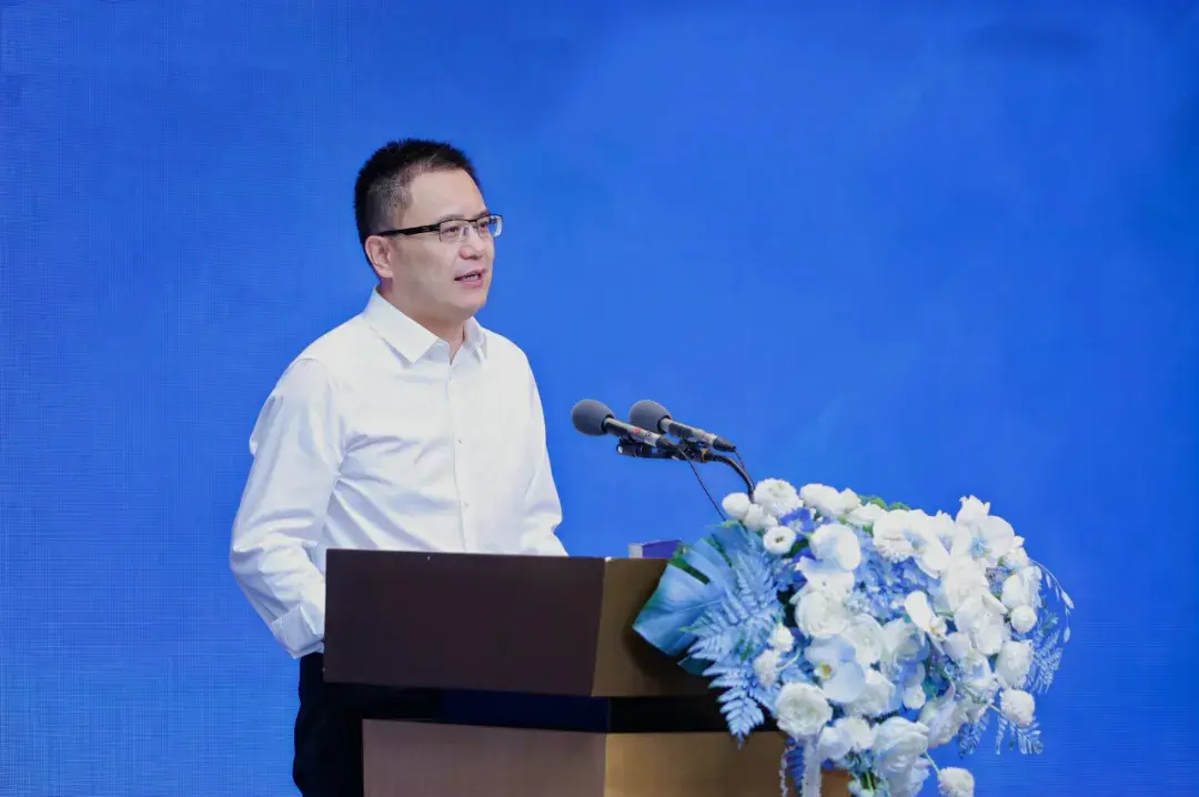 互学互鉴,同行同赢!中央广播电视总台"品牌强国工程"成员单位走进郎酒