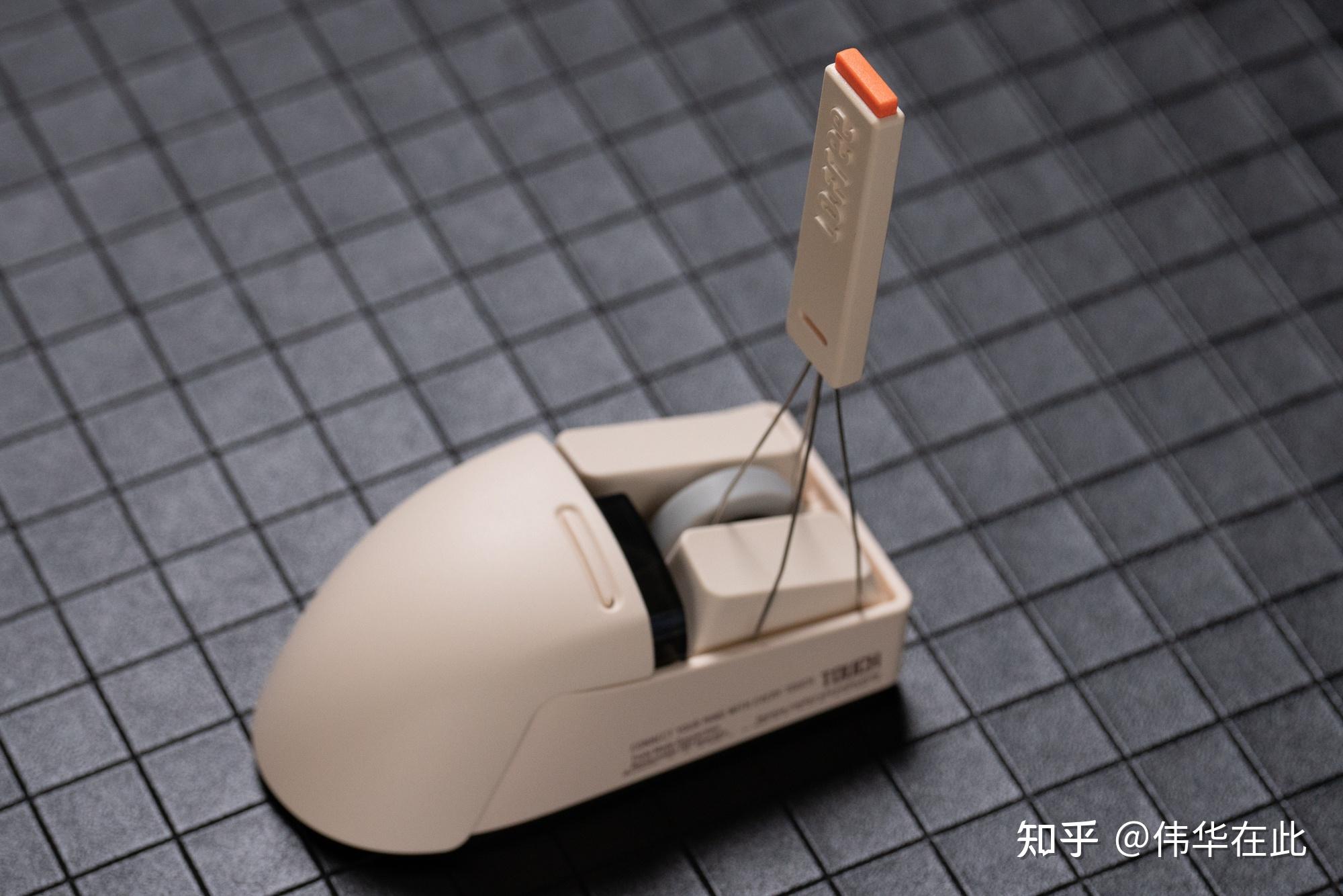 高级的设计感还自带屏幕—洛斐小翘三模无线鼠标 - 知乎