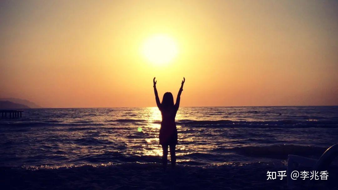 一针见血深入灵魂的文案定能冲击你的人生感官