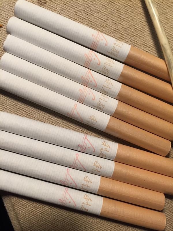 网上充斥着大量外烟,姑且不论是假烟,他们是通过什么渠道获得的?