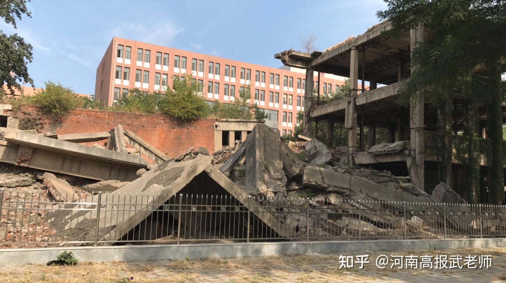 华北理工大学一夜之间被摧毁又在废墟中重新崛起的大学