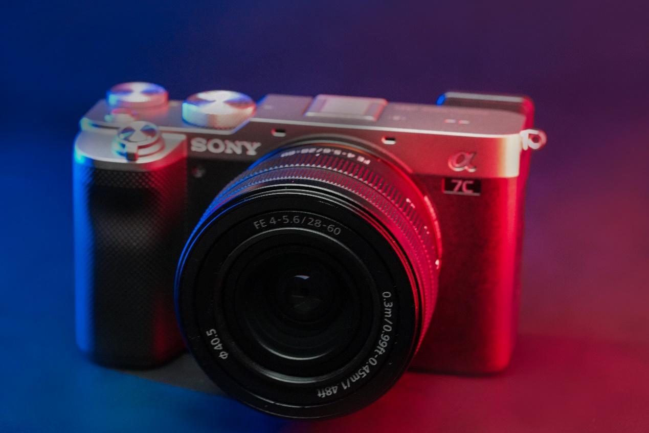 最轻巧的全画幅微单?上手体验索尼a7c