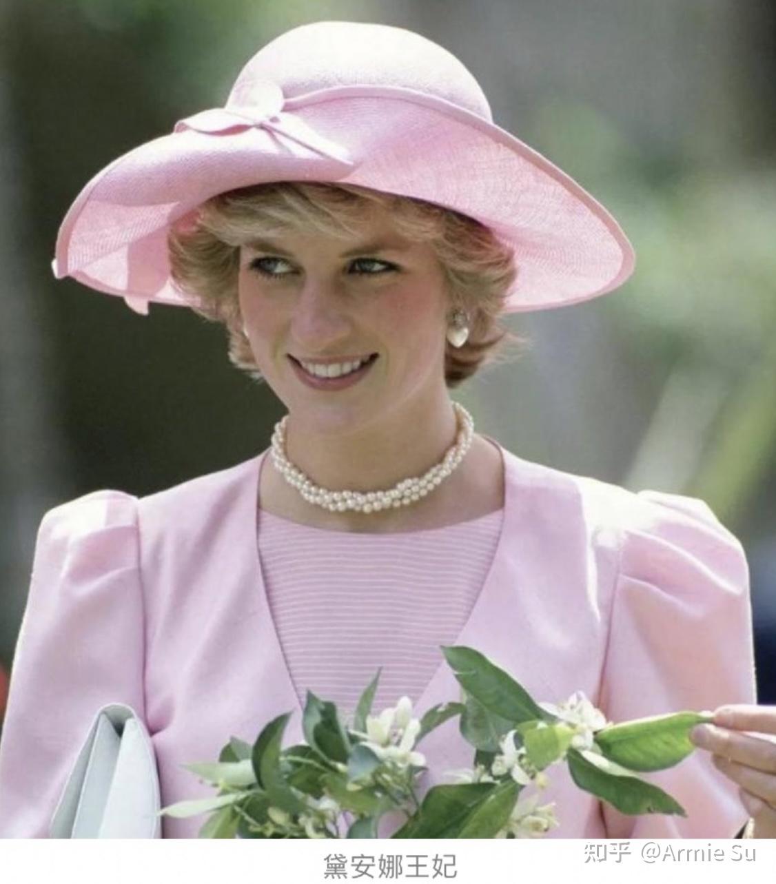 英国王室戴安娜王妃罕见长发美照，短发遮住了光彩-搜狐大视野-搜狐新闻