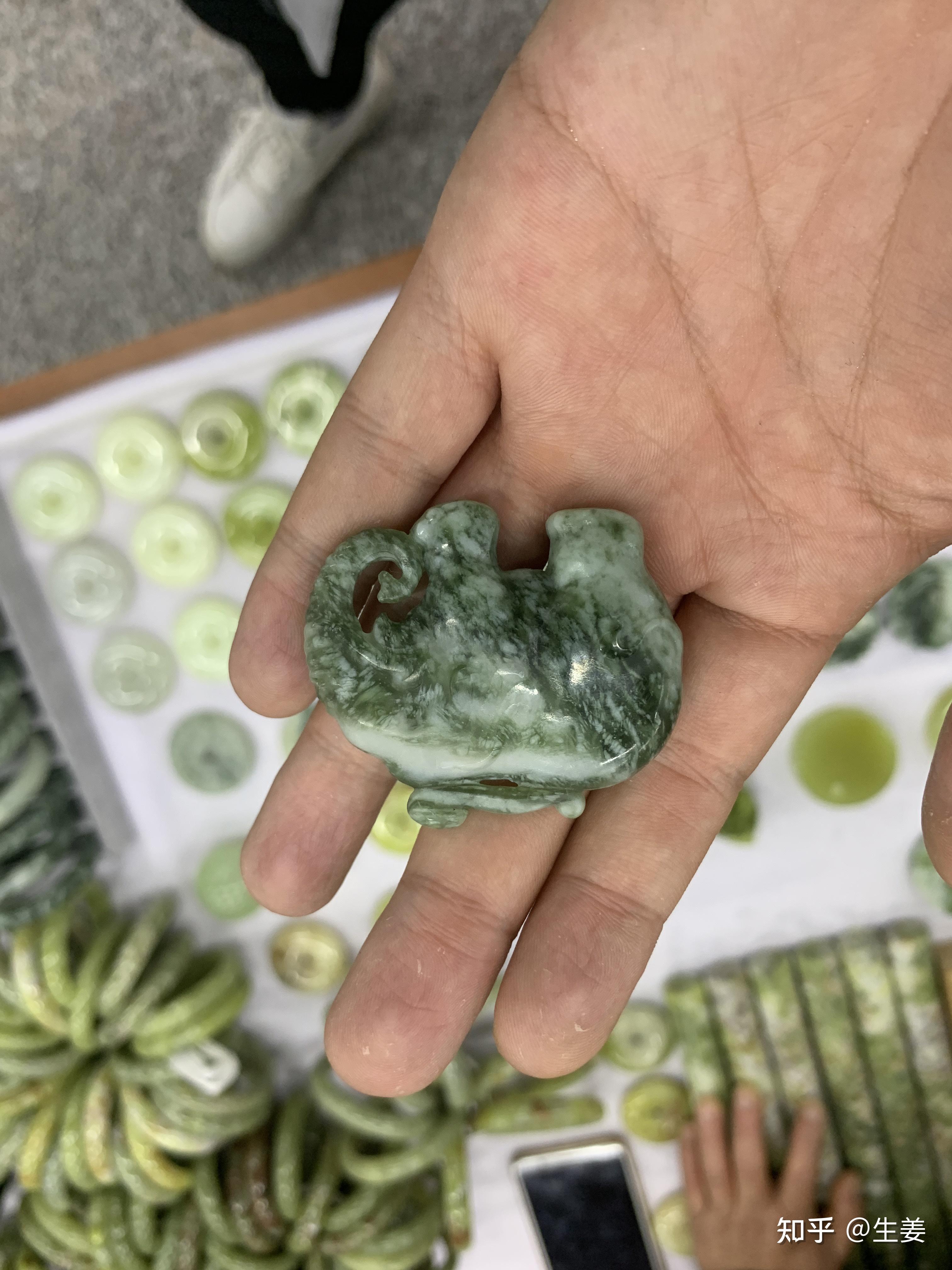 岫玉甲翠鉴赏图表