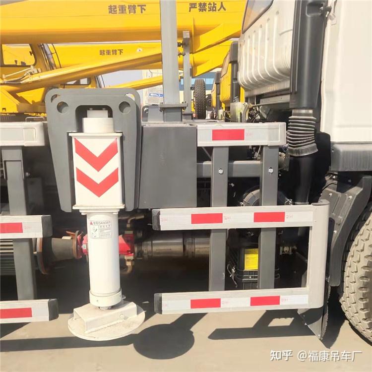 吊车支腿操作技巧 - 知乎