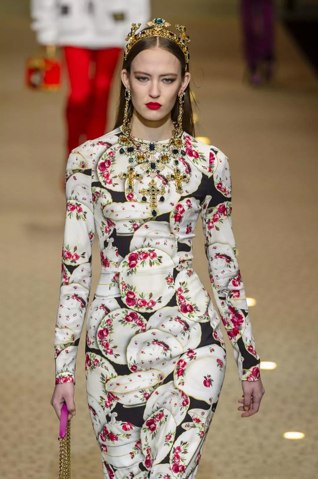 dolcegabbana杜嘉班纳最新裙装一场奢华盛宴