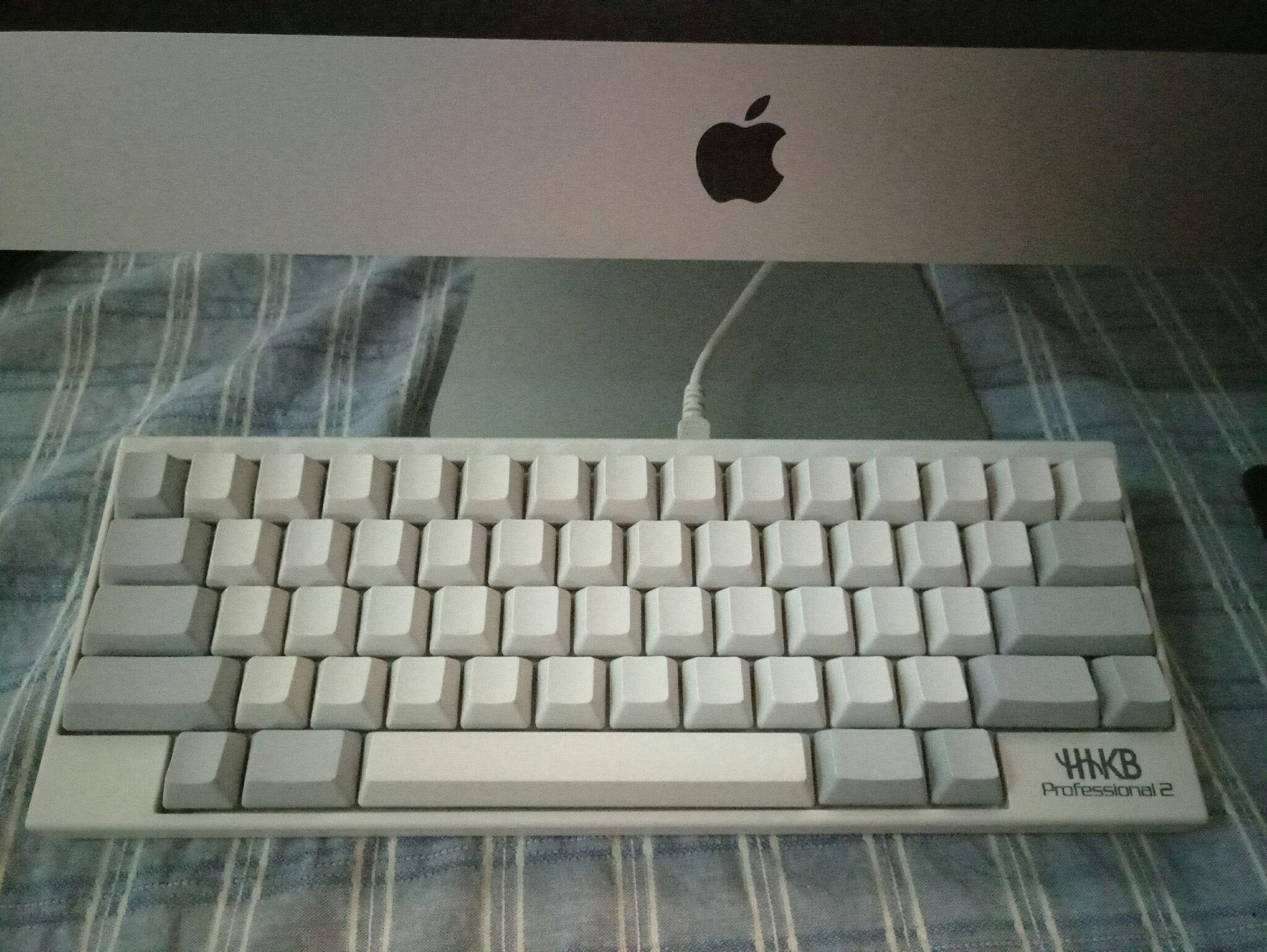 托日本留学的朋友,代购了一款HHKB键盘(Pro2