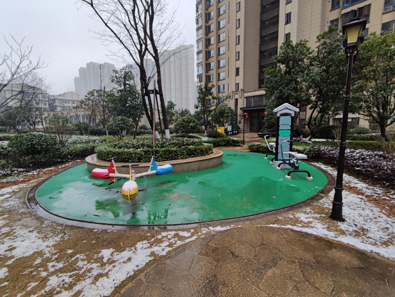 长沙优质法拍房推荐梅溪湖金茂悦三期15栋301号双学区房