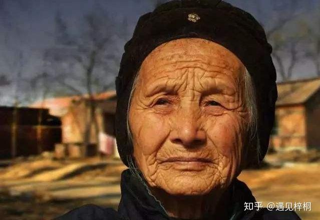 01 对于阿茨海默症,家人的陪伴才是最好的治疗