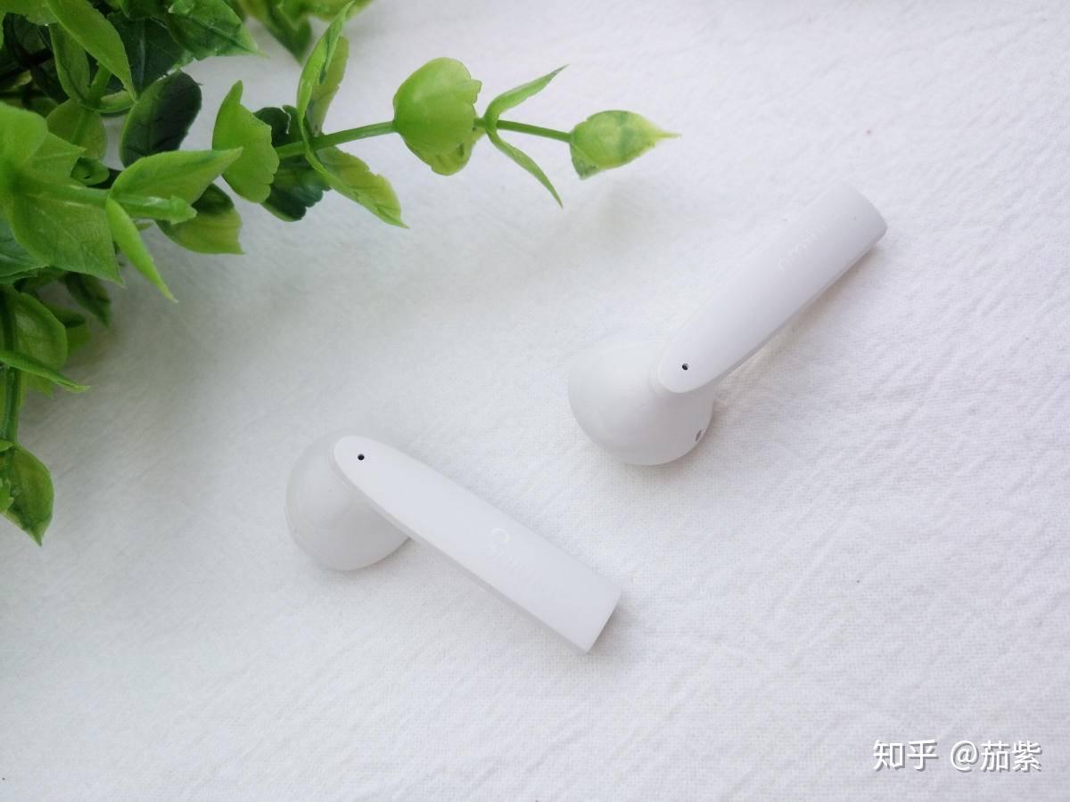 尽享方寸之间的美好omthingairfreepods小方盒体验