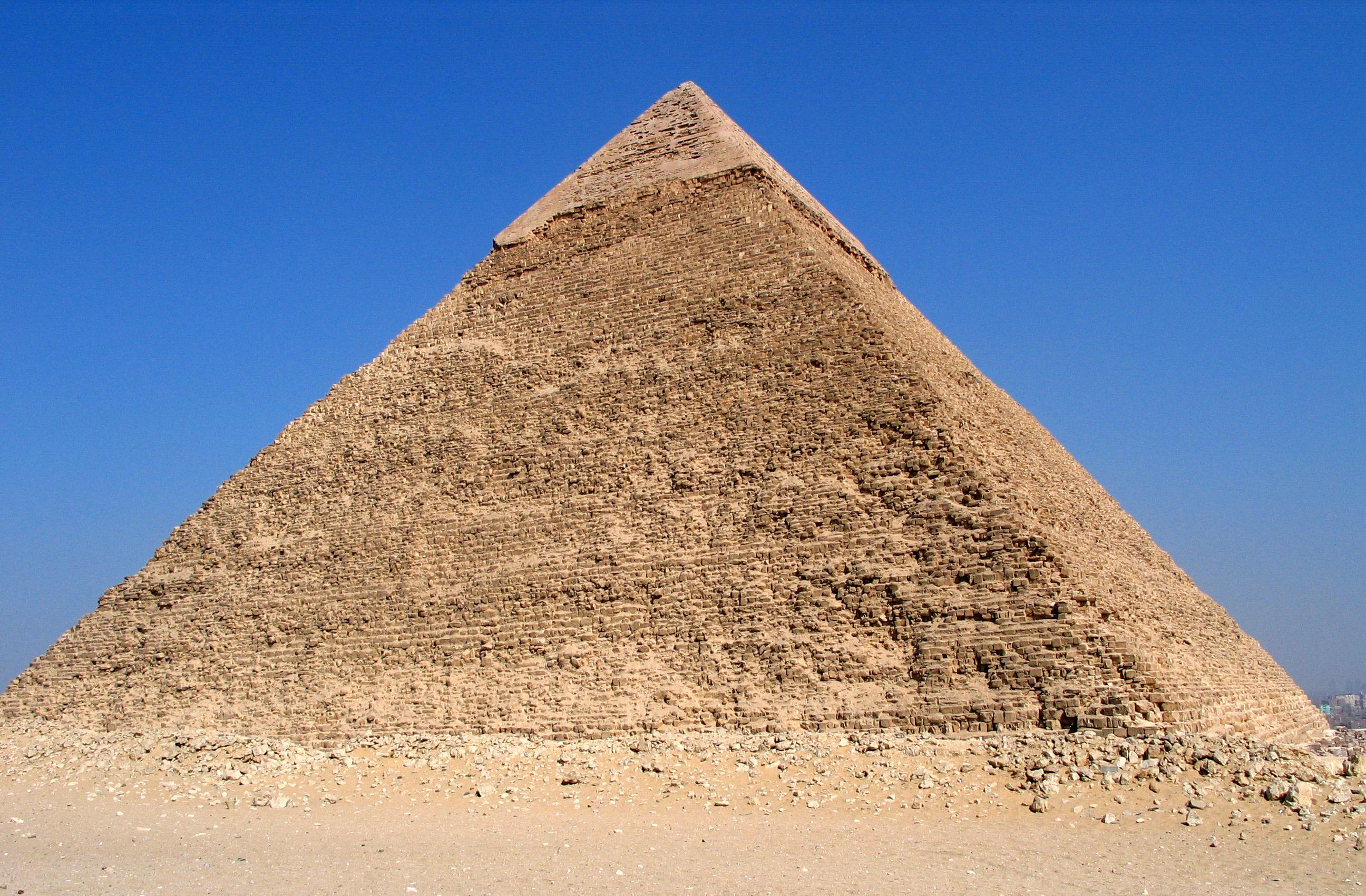 海因里希金字塔图片
