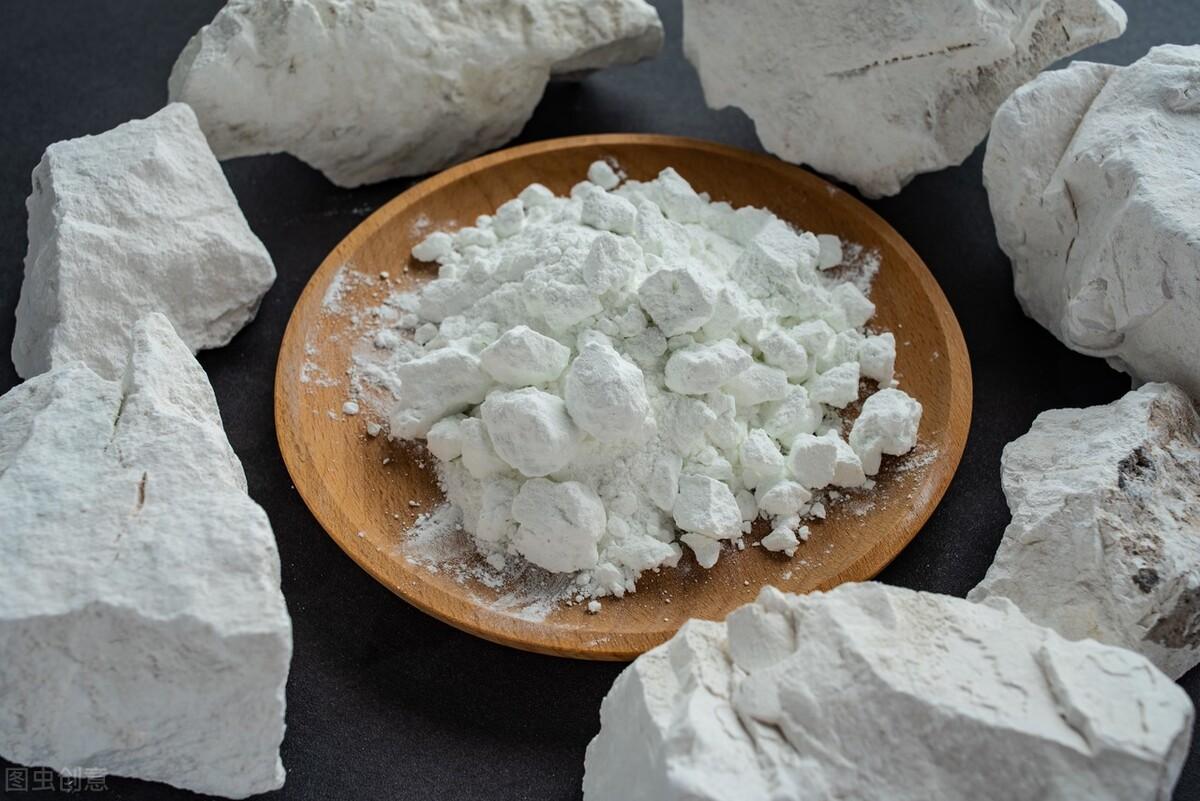 目前活性石灰煅烧设备不同,使用的石灰石粒级也不相同.