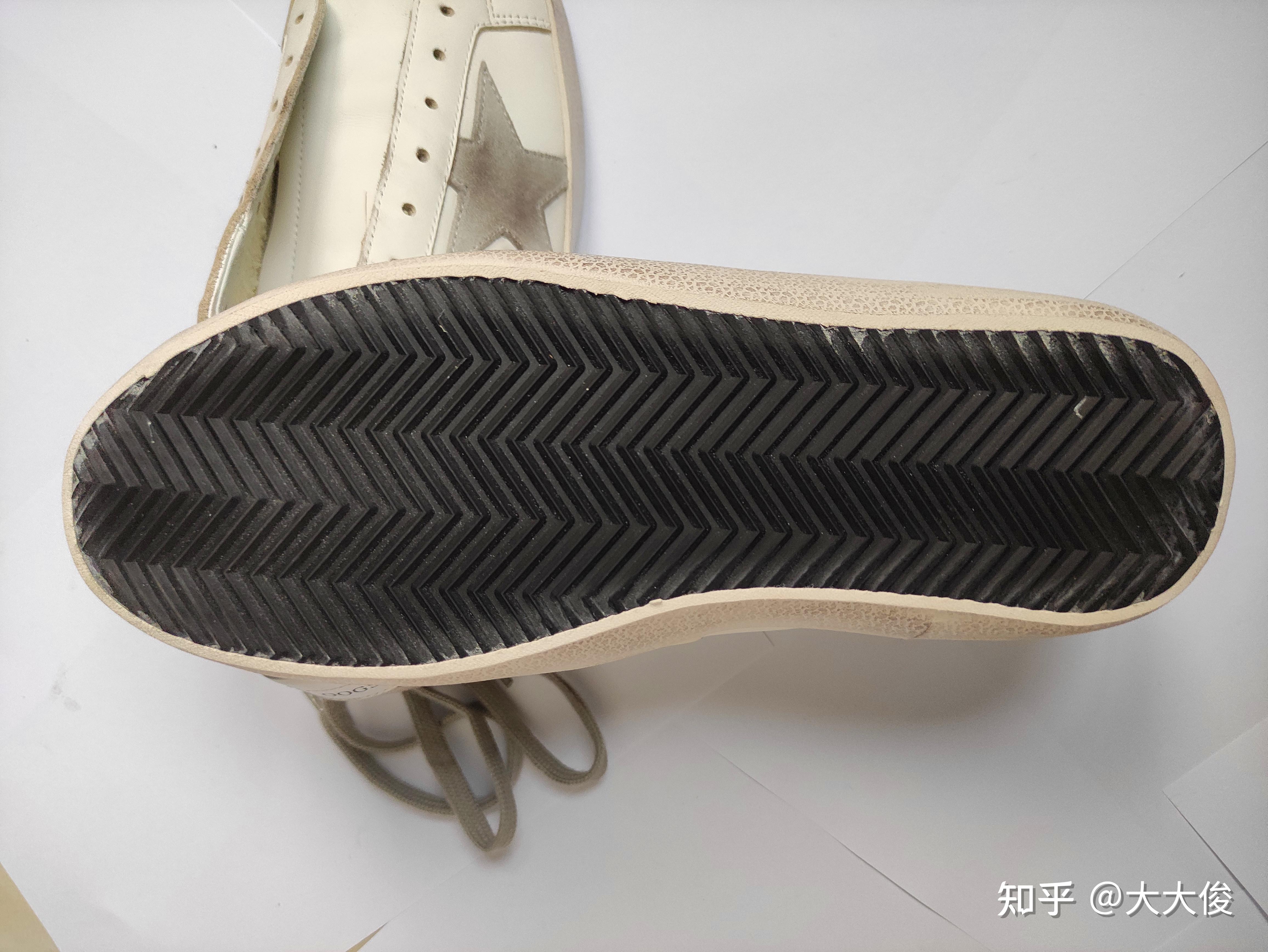 鞋子怎么选鞋底 v2-63a106dec4ef3ea5297d610564a02d4b_r.jpg